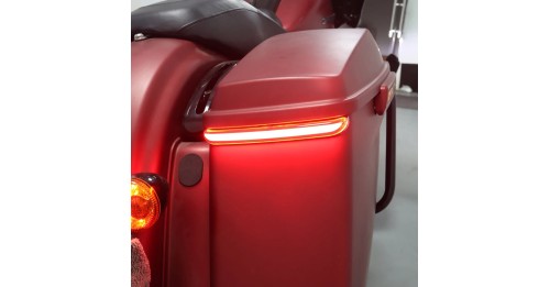 Red Tracer Rear Saddlebag LED Indicator Run Turn Brake Lights For Harley Touring Road King Street Glide FLHR CVO