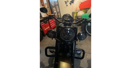 Harley Davidson 7-calowy reflektor LED projektor + 4,5 calowe światła przeciwmgielne Touring Electra Glide + uchwyt